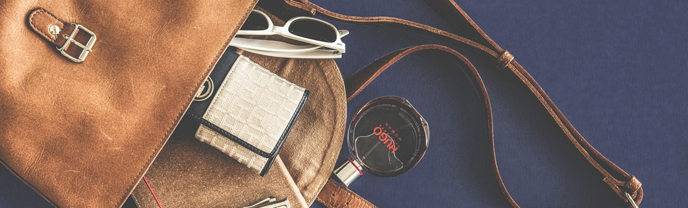 小物やブランド品の買取と生活